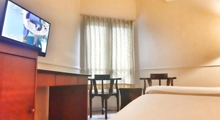 Alexander Hotel Tegal Zewnętrze zdjęcie