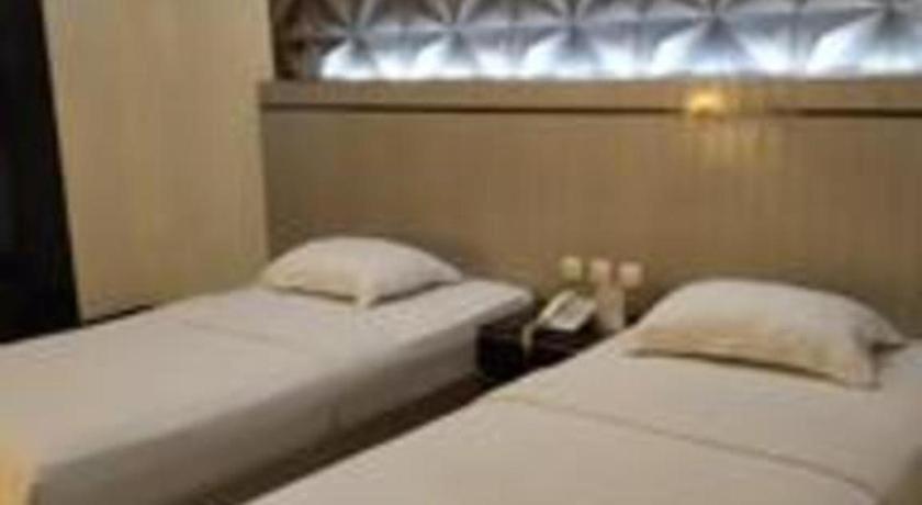 Alexander Hotel Tegal Zewnętrze zdjęcie