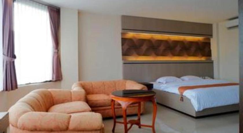 Alexander Hotel Tegal Zewnętrze zdjęcie
