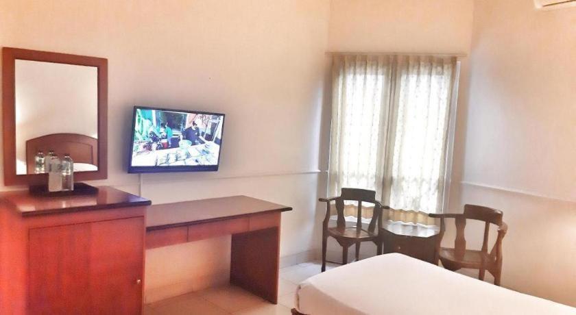 Alexander Hotel Tegal Zewnętrze zdjęcie