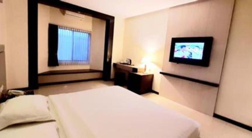 Alexander Hotel Tegal Zewnętrze zdjęcie