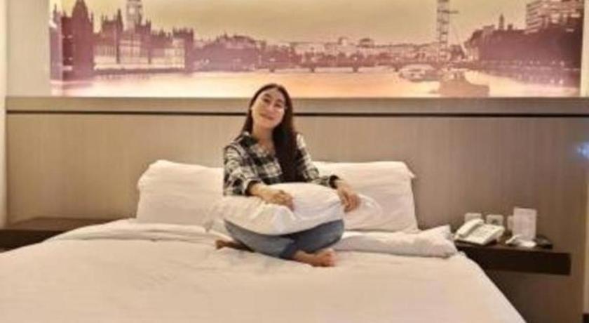 Alexander Hotel Tegal Zewnętrze zdjęcie