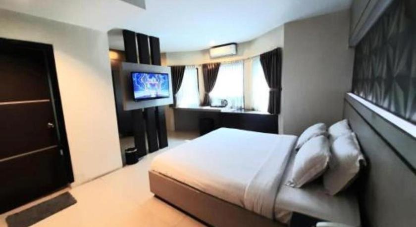 Alexander Hotel Tegal Zewnętrze zdjęcie