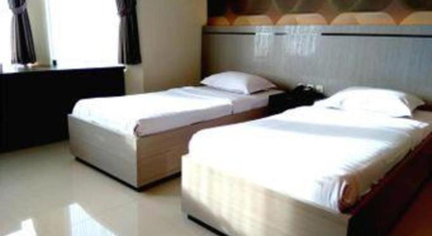 Alexander Hotel Tegal Zewnętrze zdjęcie