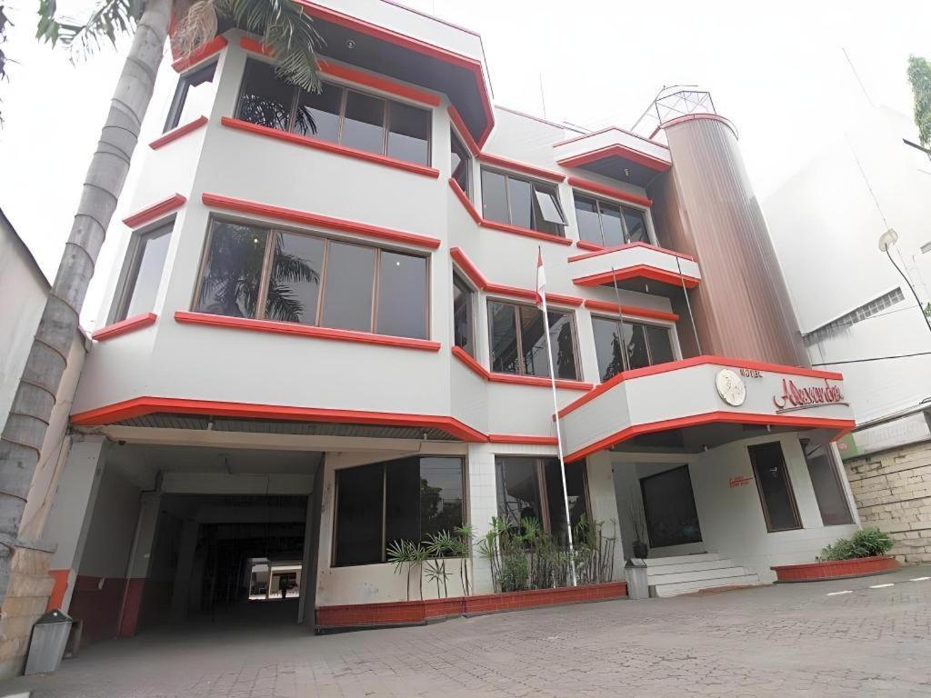 Alexander Hotel Tegal Zewnętrze zdjęcie